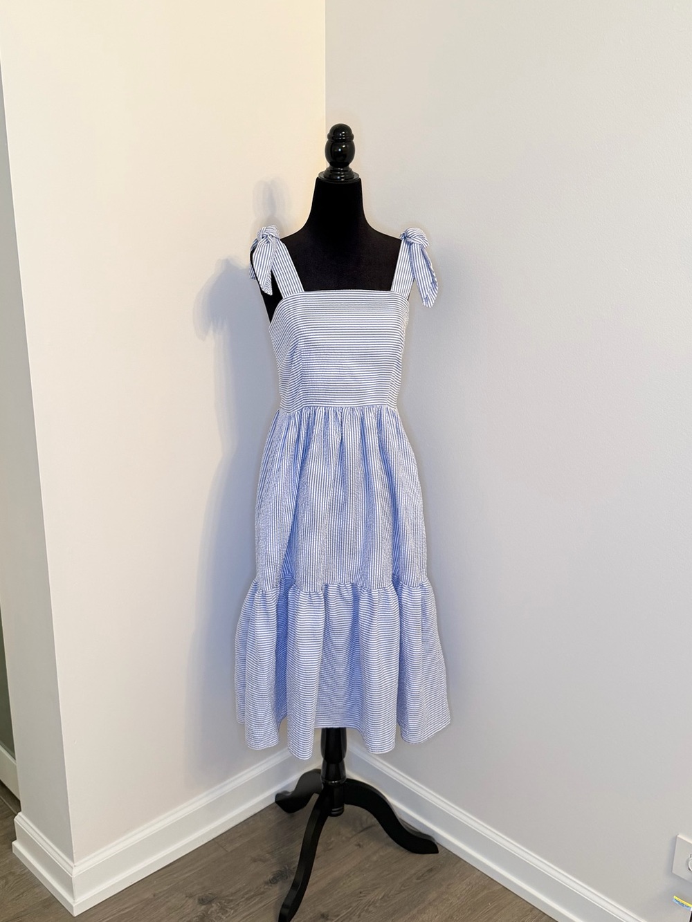 Vince Camuto Light Blue Summer Dress